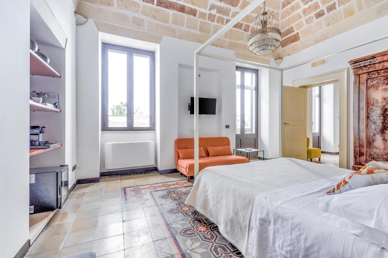 Castriota 19 - Jacuzzi Apartment Sit Lecce Ngoại thất bức ảnh